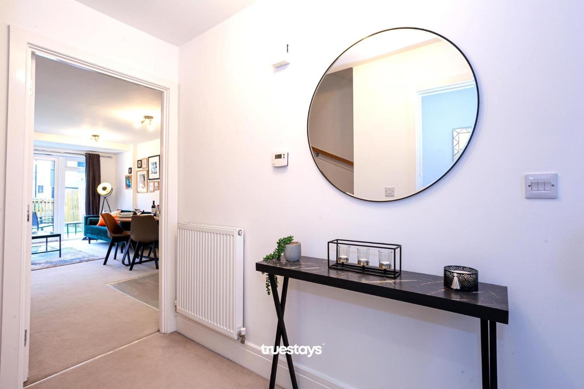 Ambassador House By Truestays - Luxury 4 Bedroom House In Stoke-On-Trent Etruria Exterior photo